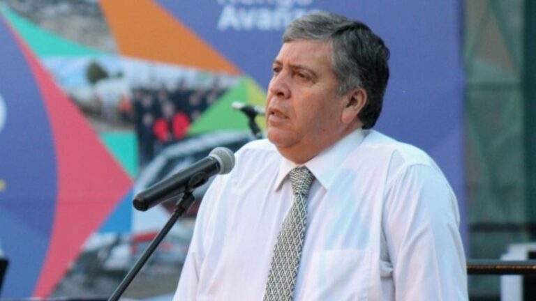 Alcalde de Rengo fue detenido junto a once personas en actividad por el Día de la Madre