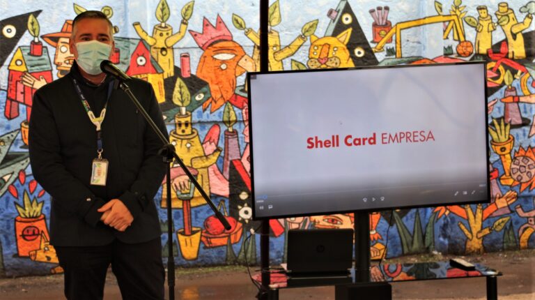 Convenio entre Municipio de Romeral y Shell otorga tarjeta de descuento en combustible para agricultores