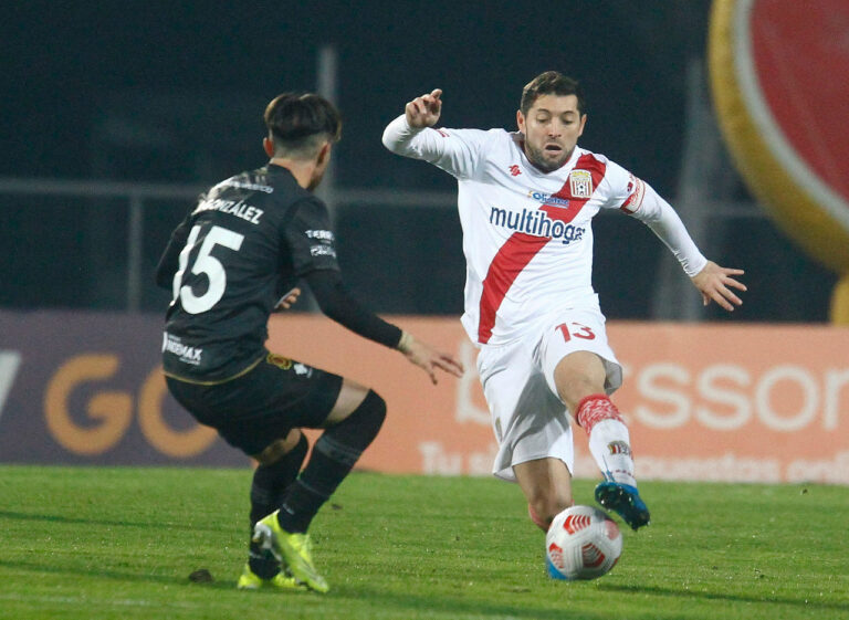 Copa Chile: La llave quedó abierta en el Clásico del Maule