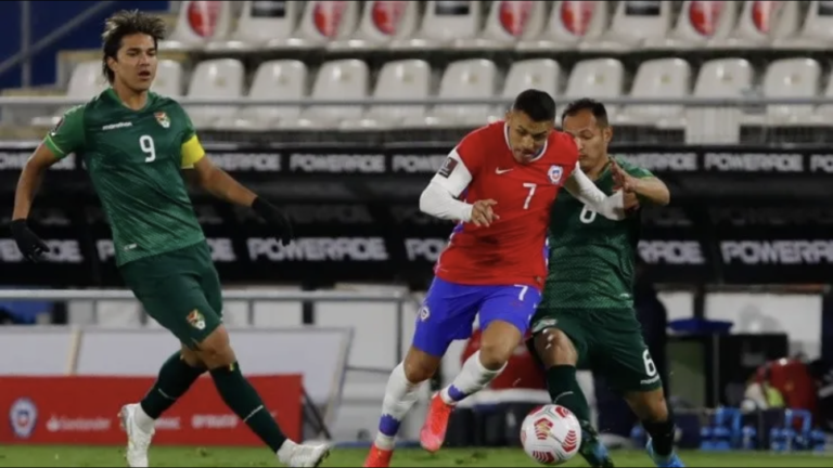 Chile enreda puntos en casa ante Bolivia