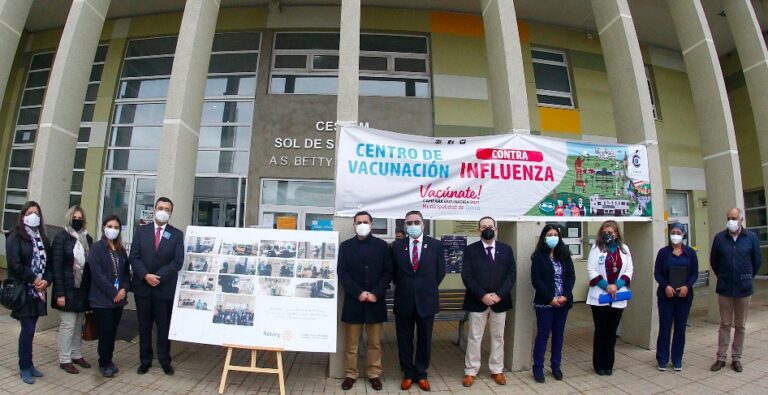 Funcionarios de la Salud Municipal de Curicó fueron homenajeados por Rotary Club
