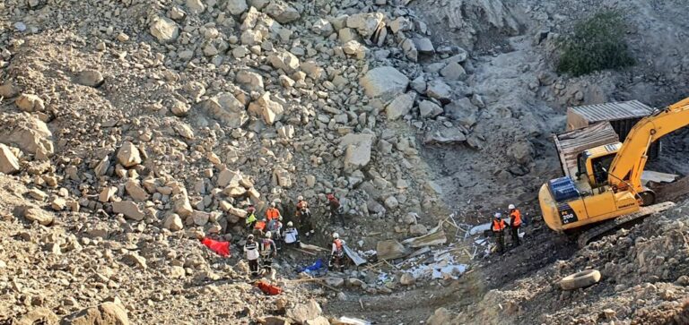 Encuentran cuerpo de uno de los trabajadores atrapados en minera de Ovalle