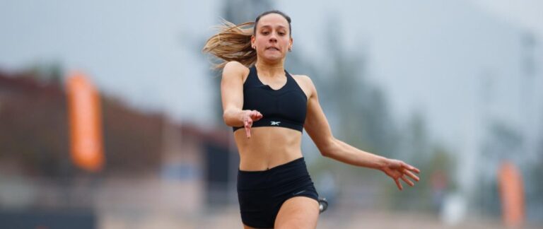 Rocío Muñoz mejora sus marcas en salto largo y 100 metros planos