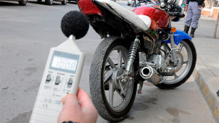 Proyecto de Ley busca sancionar a quienes modifiquen el tubo de escape de su moto