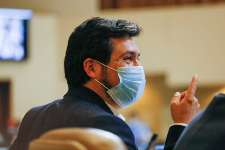 Diputado Hugo Rey pidió oficiar a la SEC por reclamos a CGE y denunció a concesionarias del Maule por tacos en carreteras