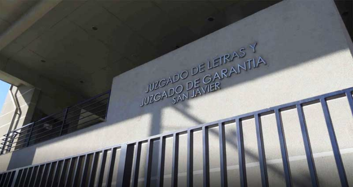 Fiscalía formalizó a primer caso de variante Delta y a dos de sus familiares por incumplir cuarentena