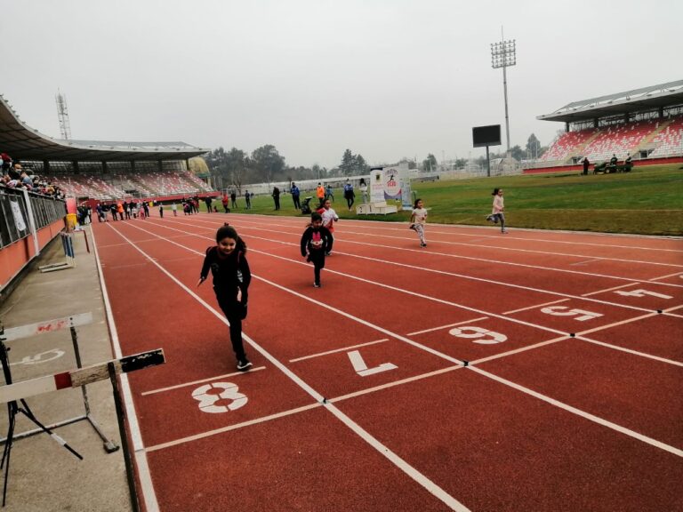 Con éxito se desarrolló el 4° torneo comunal de atletismo del Club Atlético Liceo