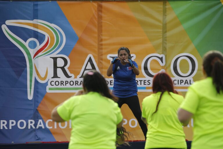 Rauquinos disfrutaron de entretenida jornada deportiva en el Estadio Municipal