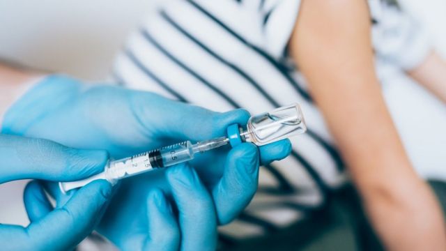 ISP aprobó aplicación de vacuna Sinovac contra el Covid-19 en menores desde los seis años