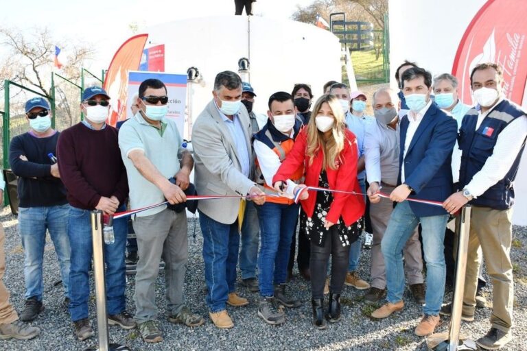 Ministerio de Obras Públicas inauguró ampliación de red de agua potable en Sagrada Familia