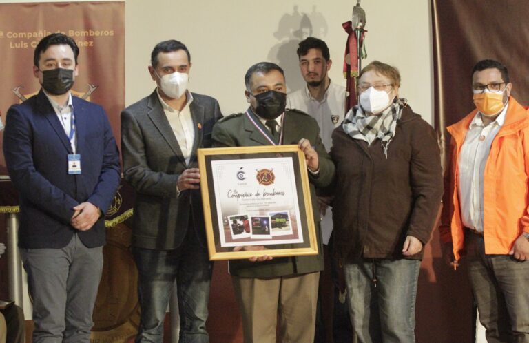 Cuarta Compañía de Bomberos Luis Cruz Martínez de Curicó celebró 110 años