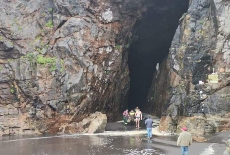 Comenzó cuarto día de búsqueda de desaparecidos durante marejadas en Cobquecura