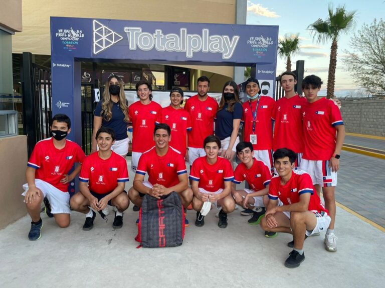 Curicano debuta en Mundial Juvenil de Pádel en México