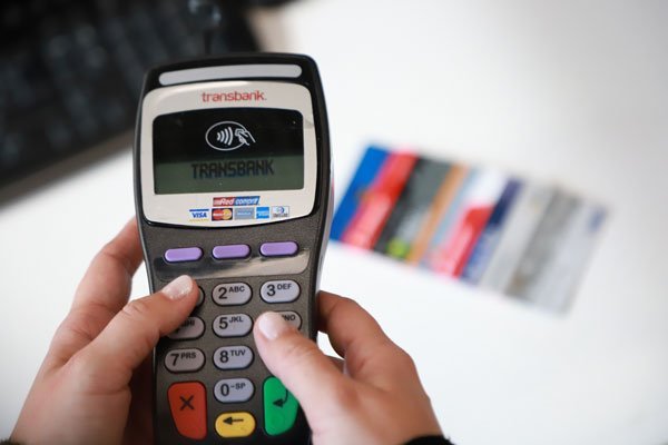 Sindicato de Trabajadores de Transbank anunció huelga si no hay respuesta de la empresa