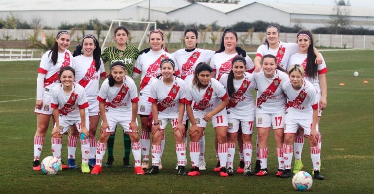 Isidora Vásquez fue convocada al microciclo de La Roja Femenina Sub 17 y Sub 20