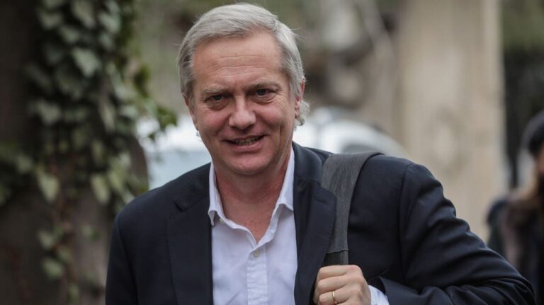"No se encerró a los opositores políticos": Kast defiende la dictadura de Pinochet