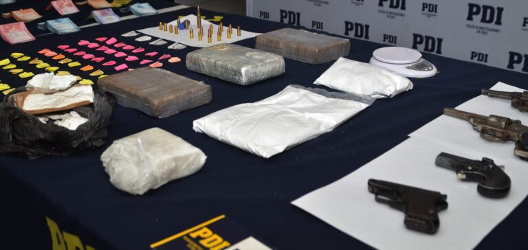 PDI de Curicó detuvo a clan familiar que traficaba drogas en botillería y discoteca