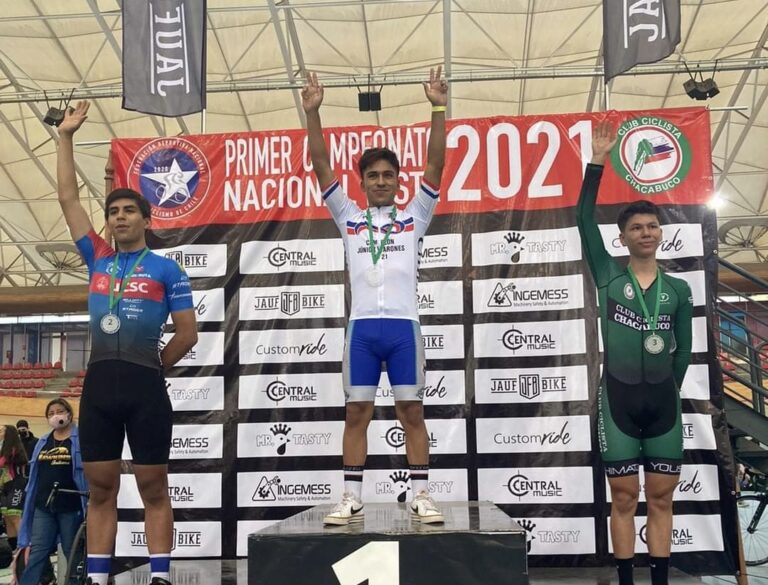 Curicó y Hualañé tuvieron campeones nacionales de pista