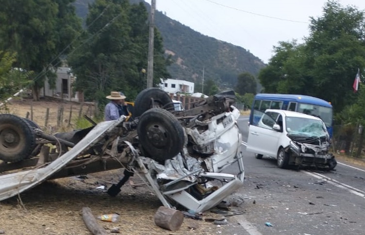 Conductor falleció tras colisión en sector Trapiche de Rauco