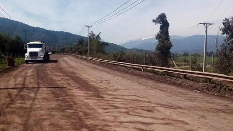 Licitación de pavimentación de tramo en camino a La Montaña de Teno queda sin oferentes