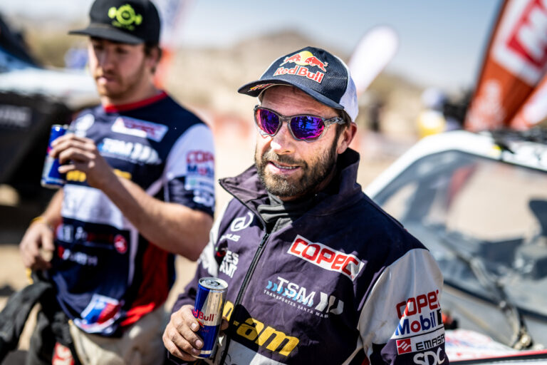 “Chaleco” tras su tercer título en el Dakar: “Fuimos de menos a más”