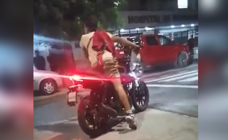 Video muestra violenta pelea frente al Hospital de Curicó