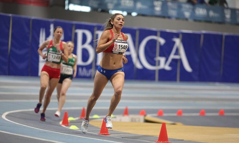 Evelyn Ortiz regresó a Chile tras conseguir un 4to y 7mo lugar en Portugal