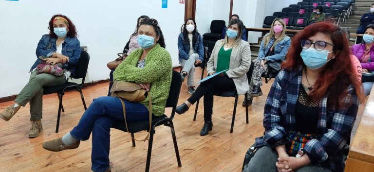 Municipio de Romeral conmemora el Día Internacional de la Mujer con conversatorio sobre liderazgo femenino
