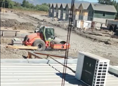 VÍDEO | Vecinos de Villa Nueva Galilea están cansados de construcción que genera vibraciones y destruye sus casas