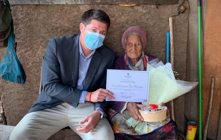 Municipio de Vichuquén conmemoró Día Internacional de la Mujer con reconocimiento a mujeres destacadas