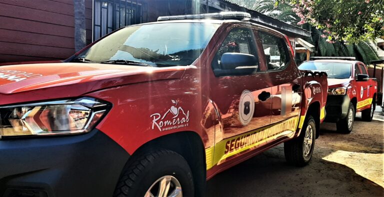 Municipio de Romeral adquirió dos camionetas para fiscalizar y potenciar la seguridad pública