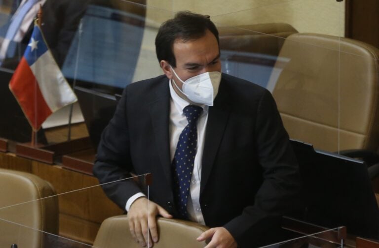 Diputado Felipe Donoso ofició a Contraloría acusando a autoridades de Gobierno de hacer campaña por el Apruebo