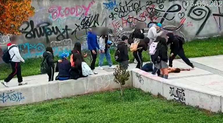 Nuevamente estudiantes curicanos propician hechos de violencia