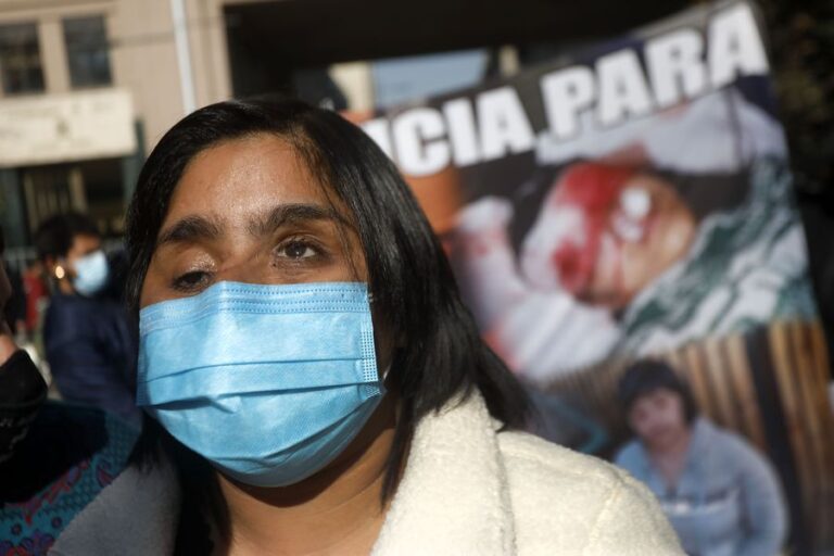 Inició juicio oral contra ex carabinero acusado de cegar con lacrimógena a Fabiola Campillai