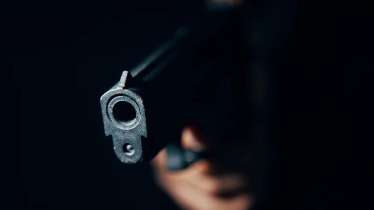 Conductor de Uber fue asaltado con armas de fuego y sufrió robo de su vehículo en Curicó