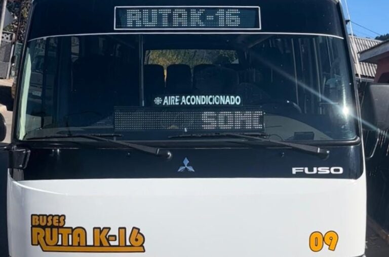 Minibuses K-16 paralizó recorridos entre Curicó y Curepto en protesta por condiciones para trabajar