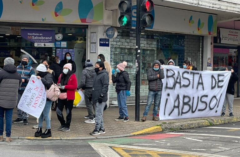 Municipio de Curicó responde a acusaciones de vendedores ilegales contra fiscalizadores