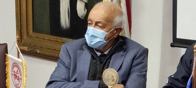 Empresario curicano donó terrenos para construir una nueva compañía de Bomberos