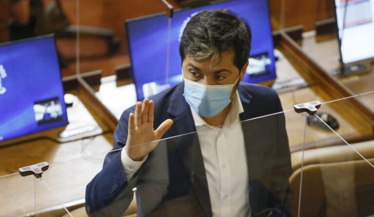 Diputado Hugo Rey solicitó modificar señalética que genera problemas viales en Los Niches