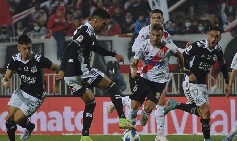 Hoy viernes Colo Colo definirá presencia de hinchas albirrojos en el Monumental