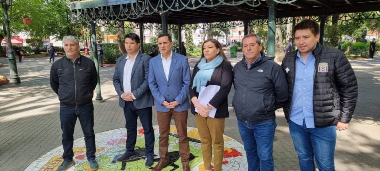 Gobierno y Curicó Unido anuncian querellas por agresión sufrida por Bayron Oyarzo