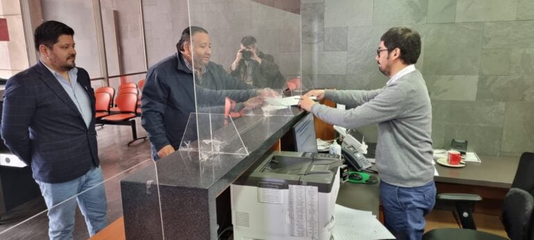 Denuncian en fiscalía a jefa de finanzas del Daem de Sagrada Familia