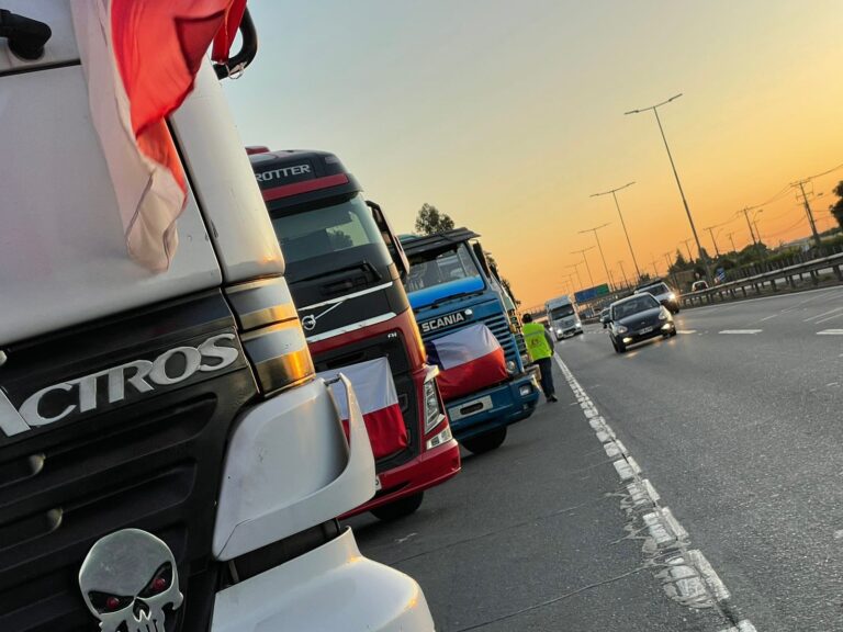Sigue el paro: camioneros y el Gobierno no han llegado a acuerdo