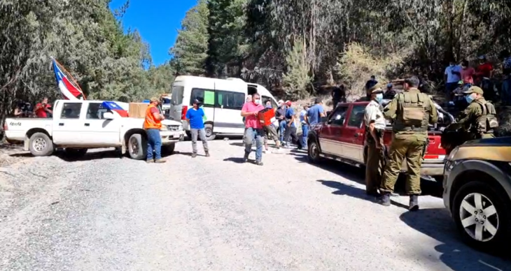 Vecinos de Los Sauces calificaron de “cuenteros” a las autoridades de Obras Públicas