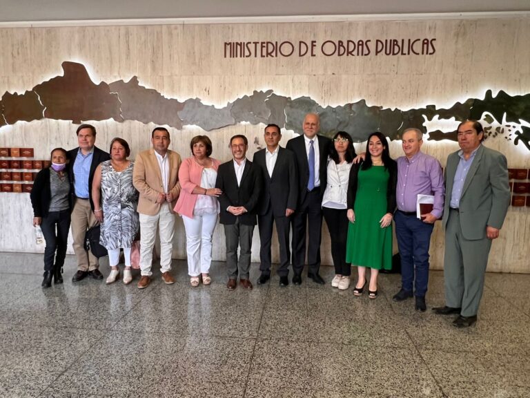 Plantean analizar trazado de bypass en reunión con ministro de OO.PP