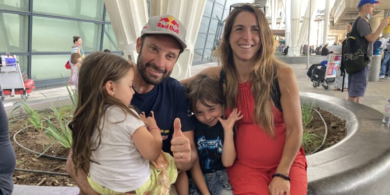 Del Dakar al hospital en Chile: “Chaleco” López recibirá a su tercer hijo
