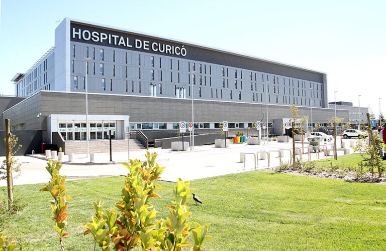 VLN Radio y el Hospital de Curicó se unen en campaña para juntar pañales para los adultos mayores