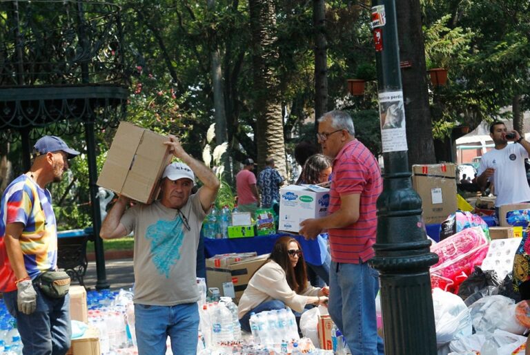 ¡No bajemos los brazos! logró reunir seis toneladas en ayuda para damnificados por incendios forestales