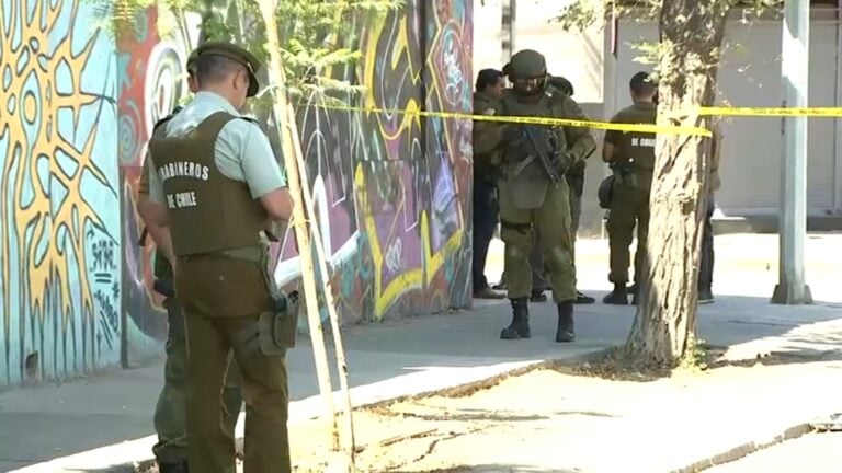 Carabineros matan a un haitiano que los atacó a disparos en plena vía pública