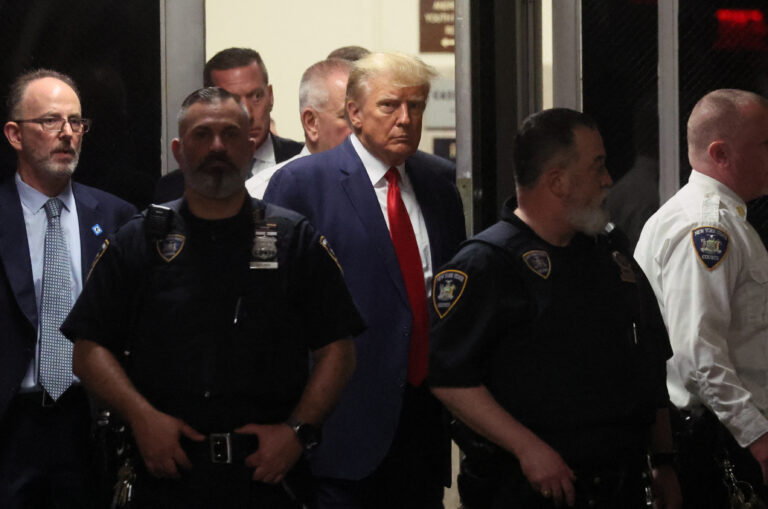 Jurado condena a Donald Trump por abuso sexual y difamación, pero no por violación
